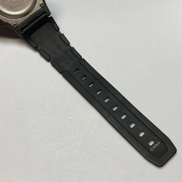 Armitron vintage digital watch, 40/6531, new battery, rubber strap